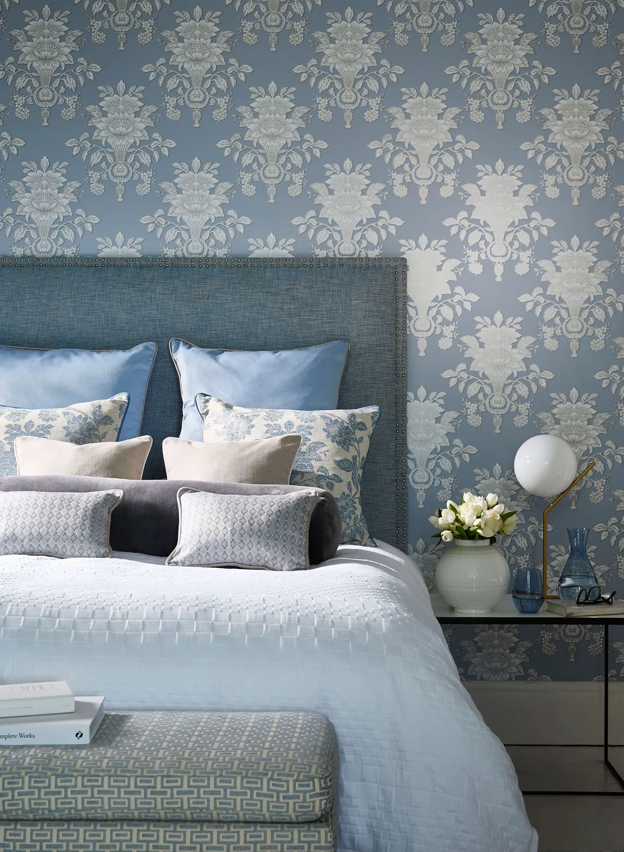Обои для стен Blendworth Wedgwood Volume 1 Tonquin-Wallcovering-Bedroom