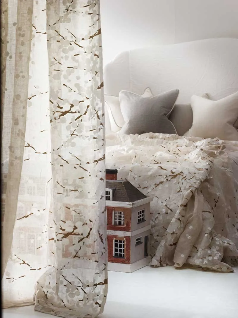 Ткань Andrew Martin Lost & Found lifestyle_nightingale_and_ovington_fabric_1