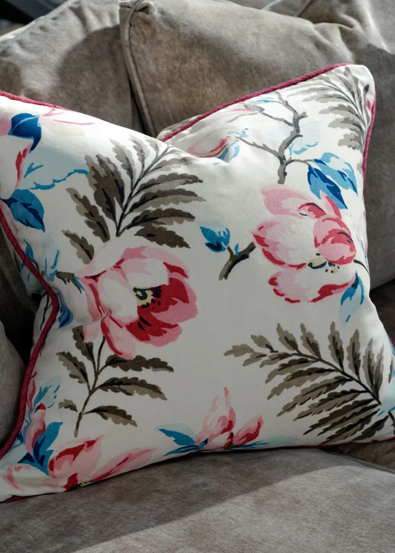 Ткань Andrew Martin Lost & Found magnolia_multi_fabric