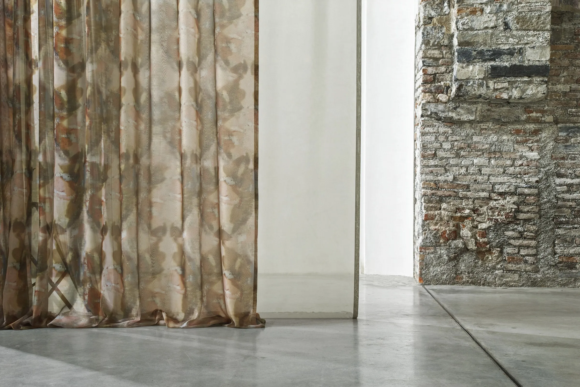 Ткань Christian Fischbacher Benu Recycled benu-jaspis_14403.302_l_ls_300