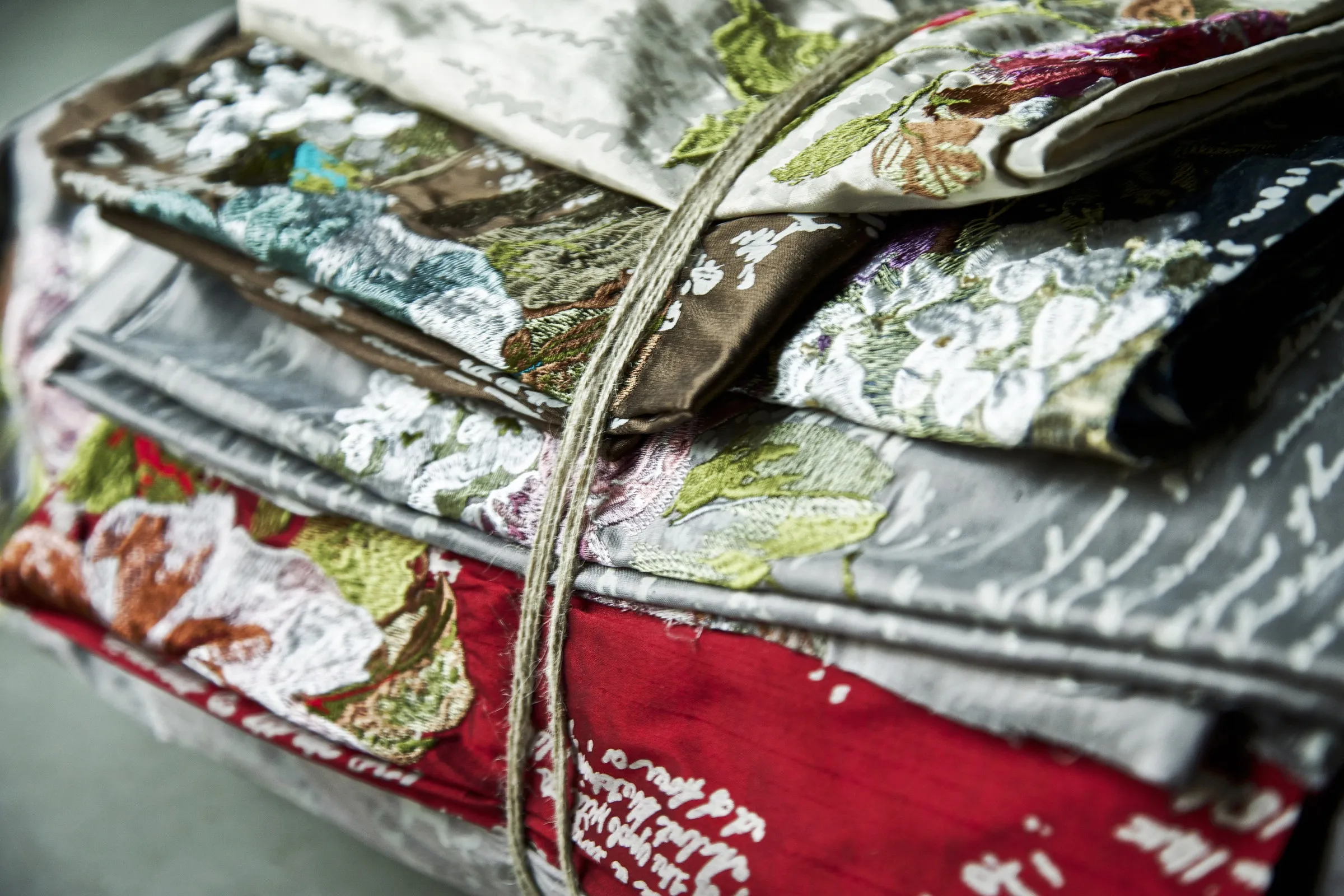 Ткань Christian Fischbacher Collezione Italia romantic-rose_10628.805.817.802.801.807_l_d_300