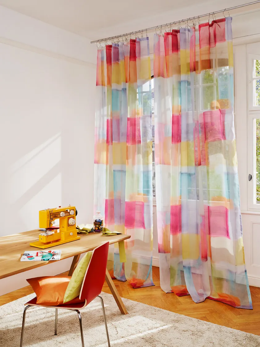 Ткань ADO Goldkante Happy Days Blur 8110-1