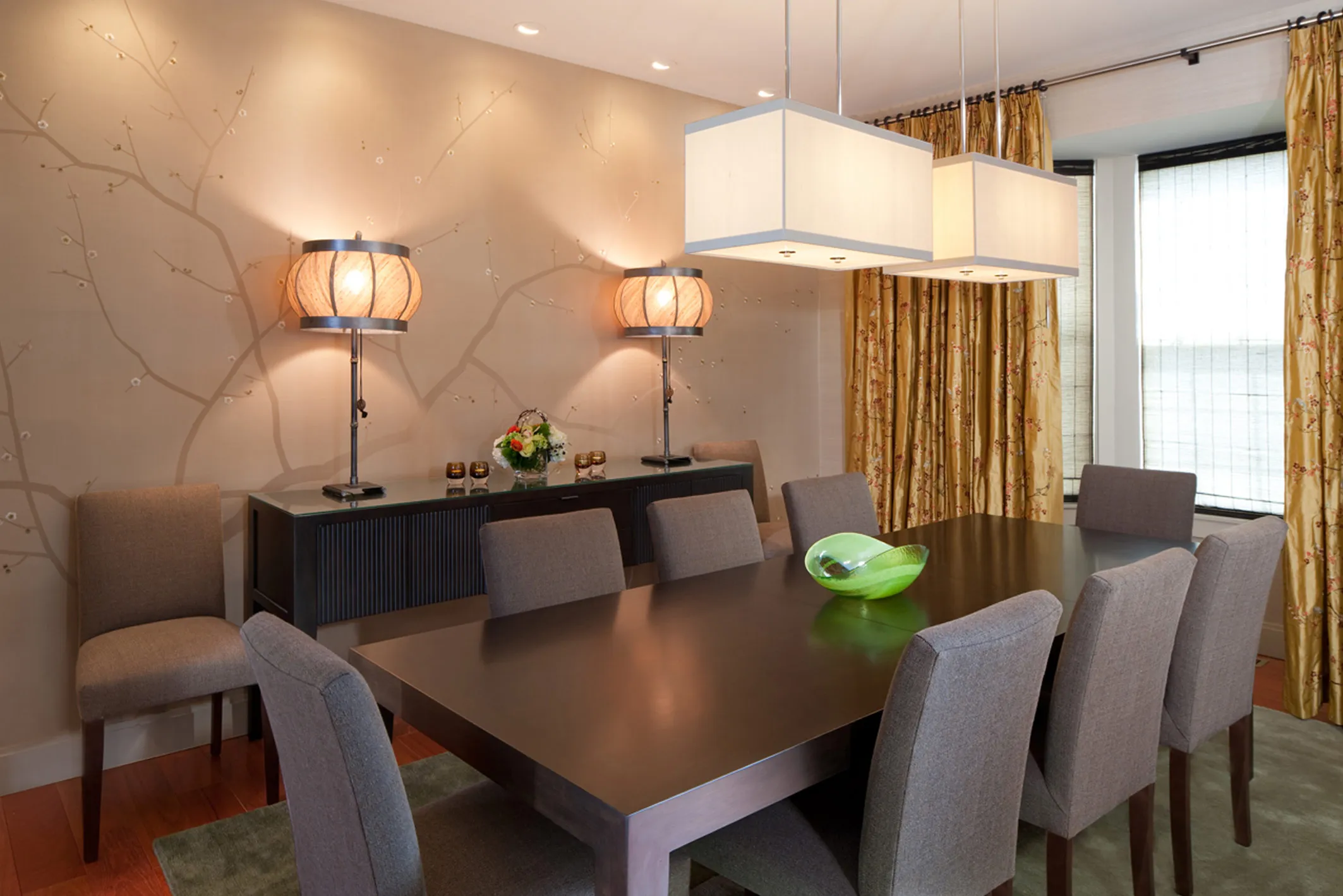 Обои для стен Fromental 20th century E003-cherry-blossom-col-custom-on-caramel