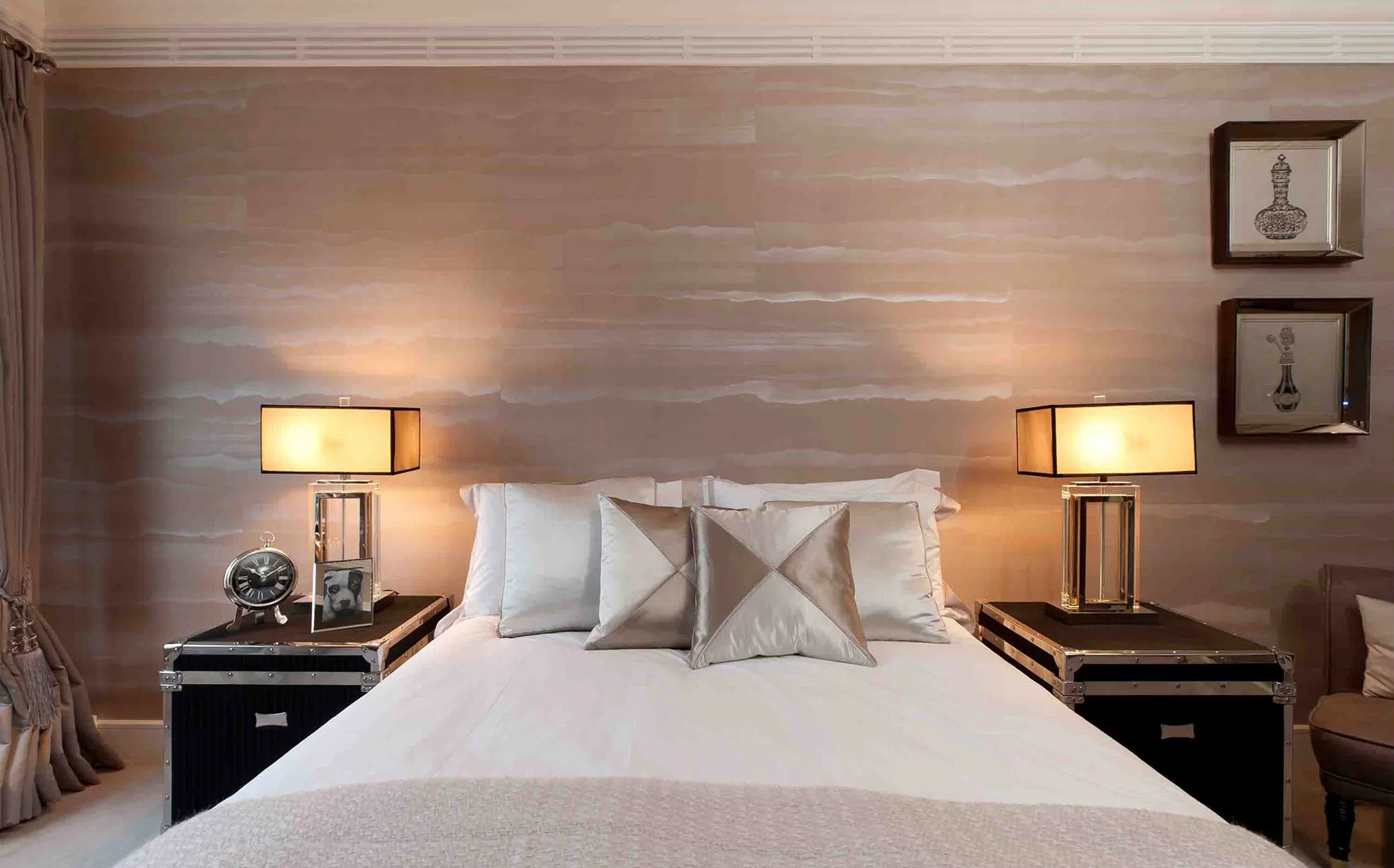 Обои для стен Fromental Roomskins D006-Travertine-custom-brick-formation-8