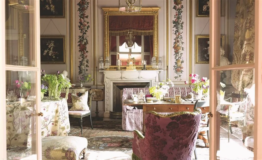 Ткань The Royal Collection Cabochon Fabrics 15330