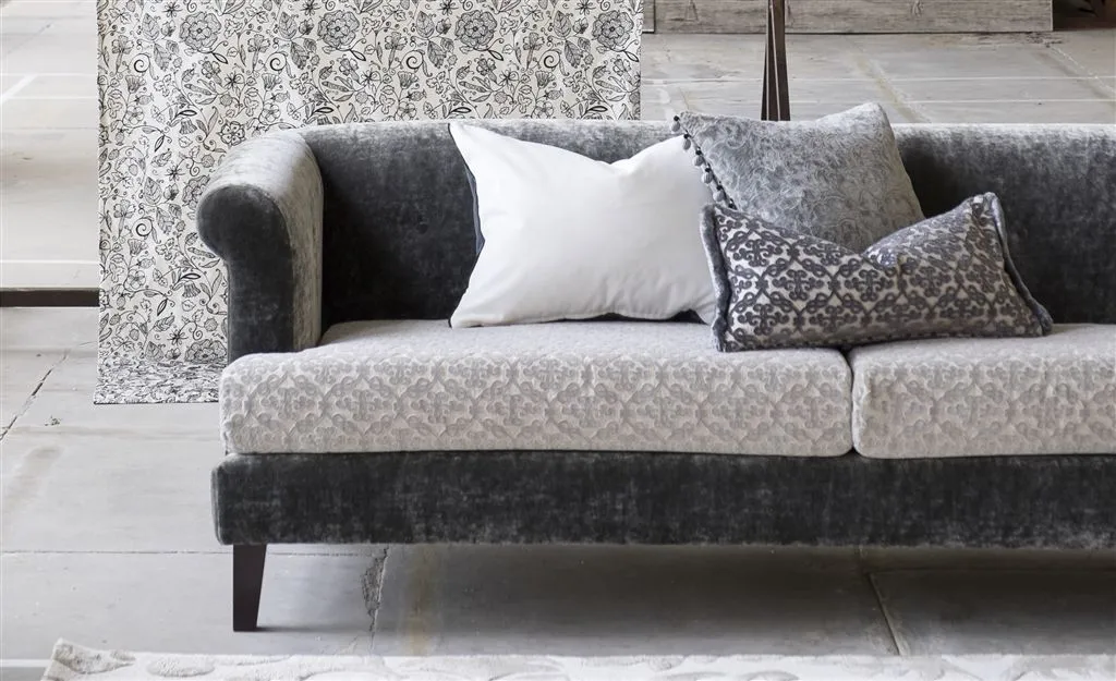 Ткань The Royal Collection Palace Damasks Fabrics 50835