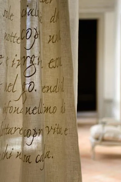 Ткань Mastro Raphael Poems poems-gandhi-01