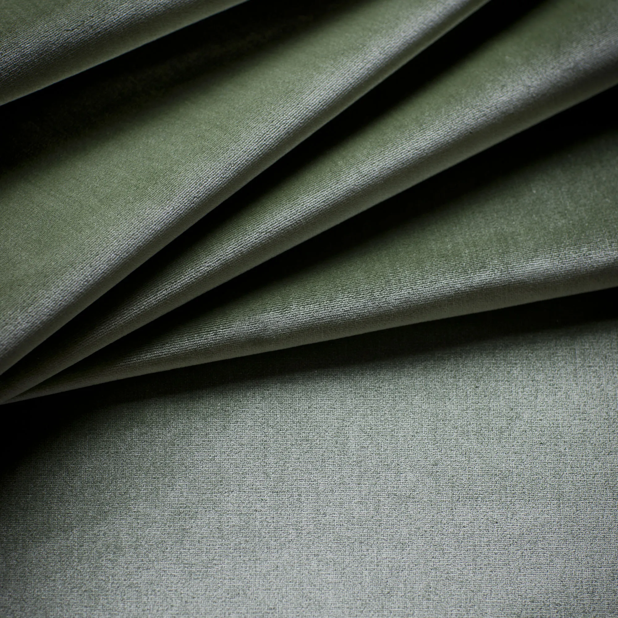 Ткань Beaumont & Fletcher Capri Silk Velvet Capri-Pistachio