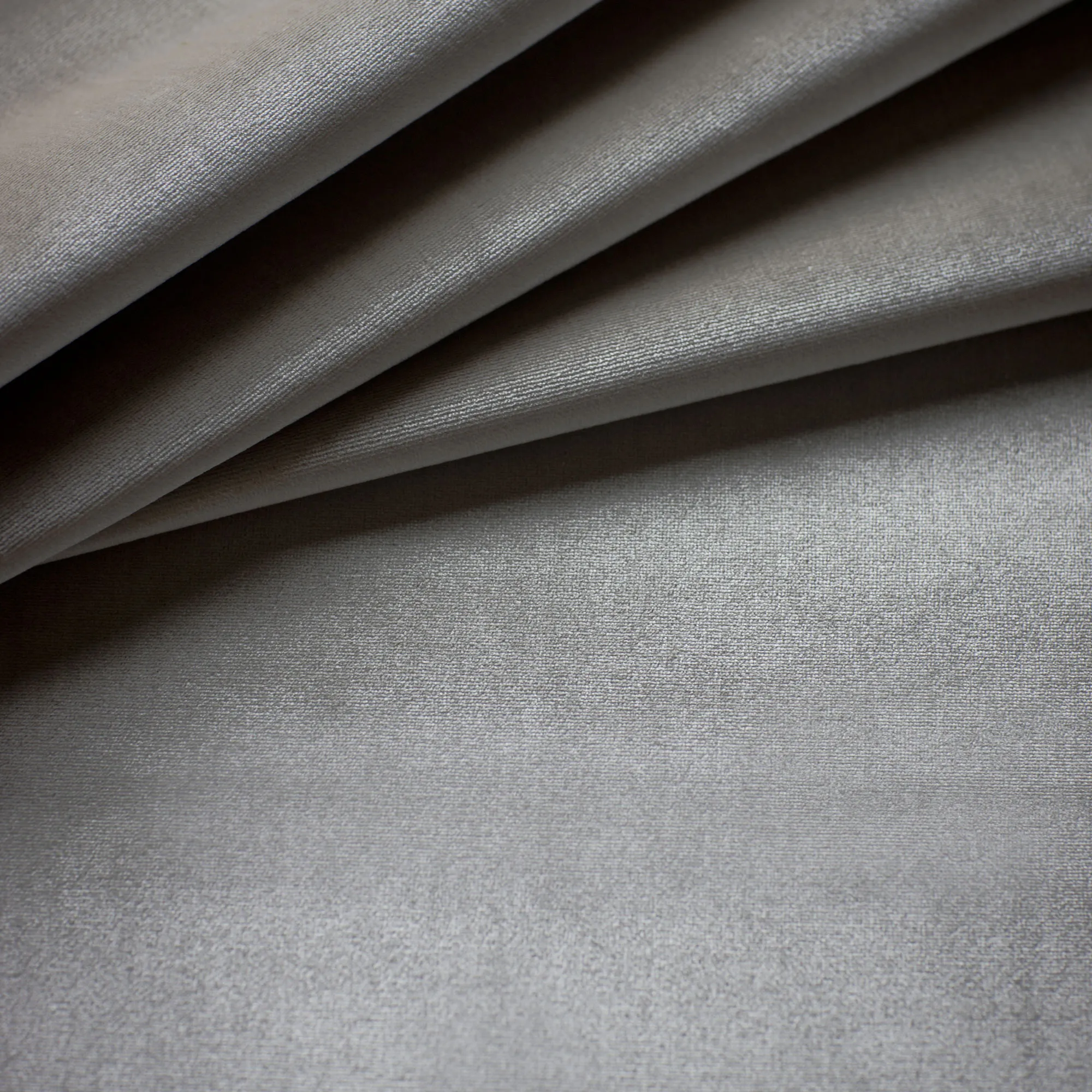 Ткань Beaumont & Fletcher Capri Silk Velvet Capri-Stone