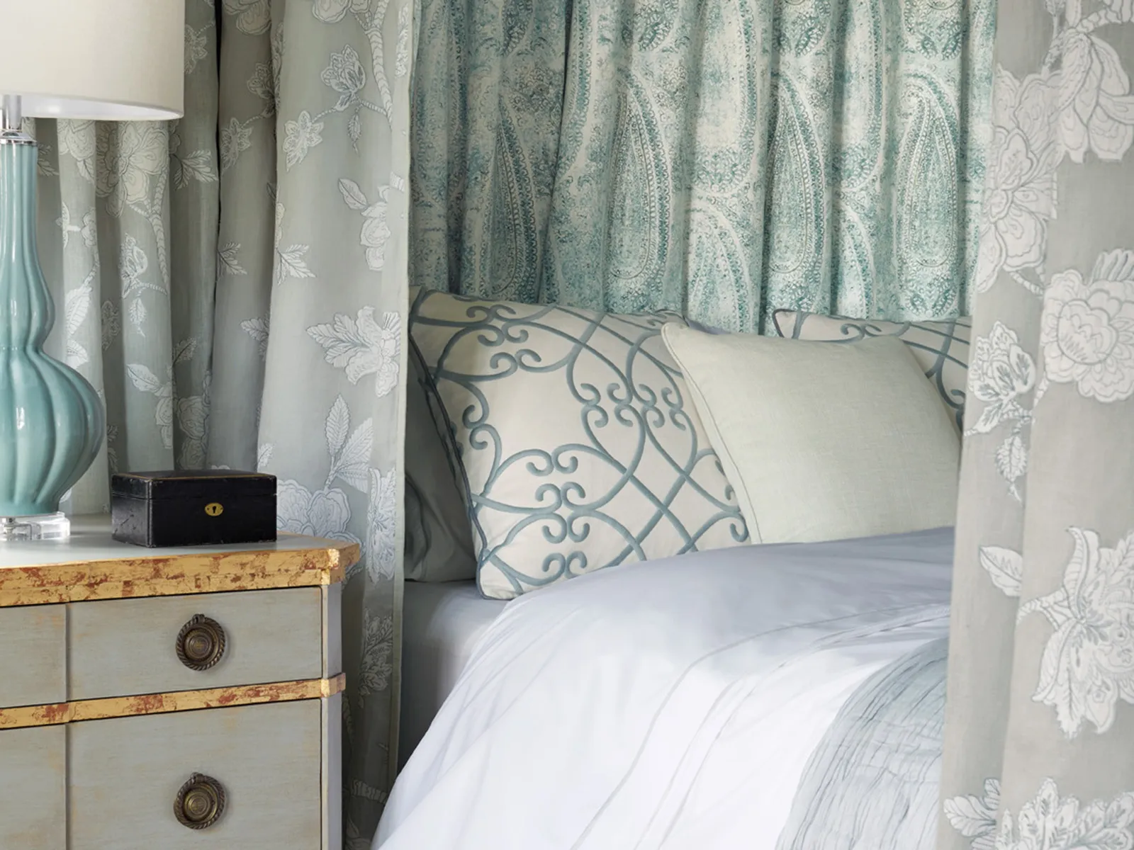 Ткань Travers Carlyle Trav14_webRGB_03