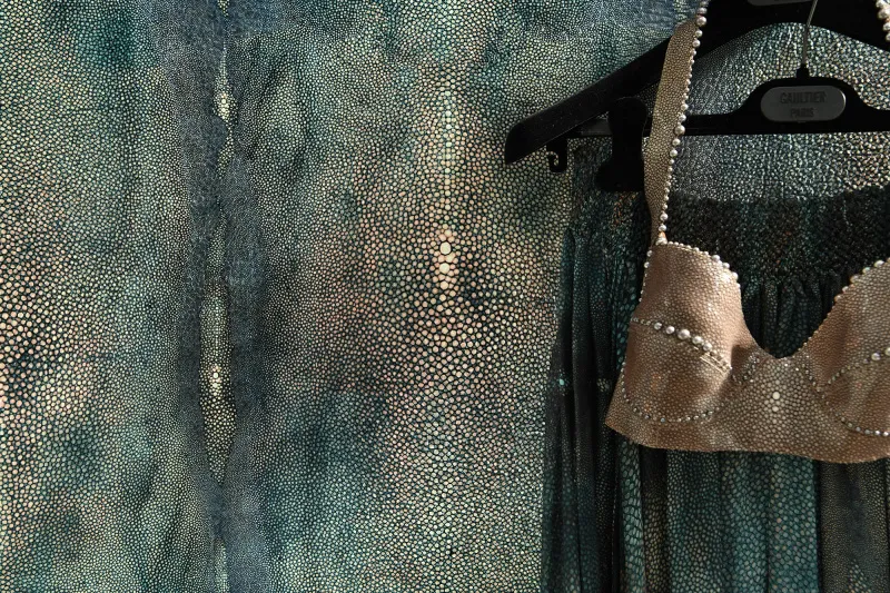 Обои для стен Jean Paul Gaultier Un Monde Parfait 3326-02