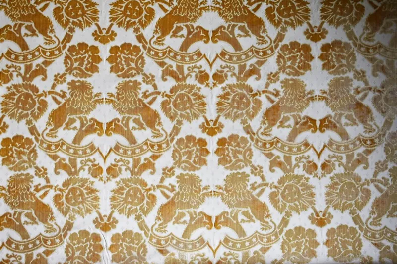 Ткань Luigi Bevilacqua Бархат Bacchetta Leoni-Rampanti-225-3543S