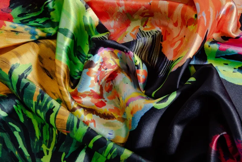 Ткань Jakob Schlaepfer Satin Print 202037_629