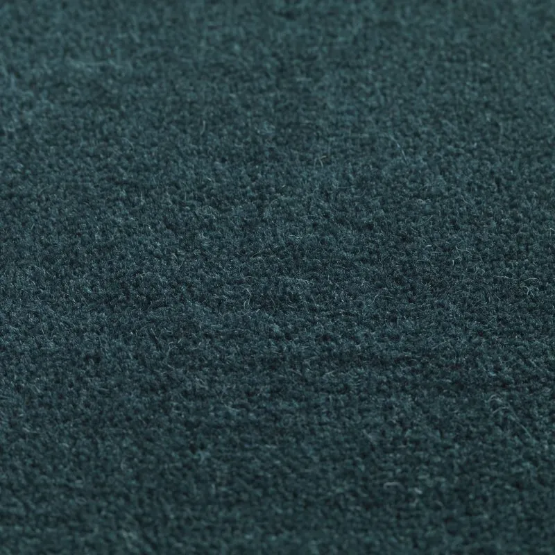 Heavy-Velvet-Peacock