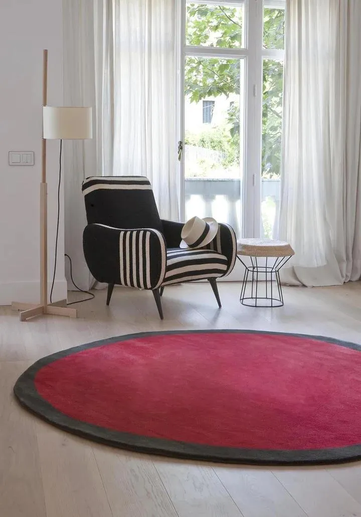Aros Round 1 Rug