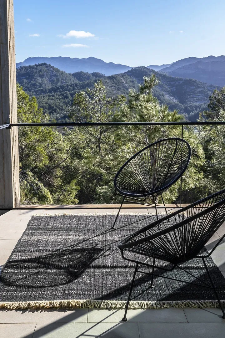 Tres Outdoor Texture Black Rug