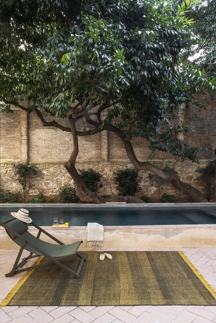 Tres Outdoor Texture Mustard Rug