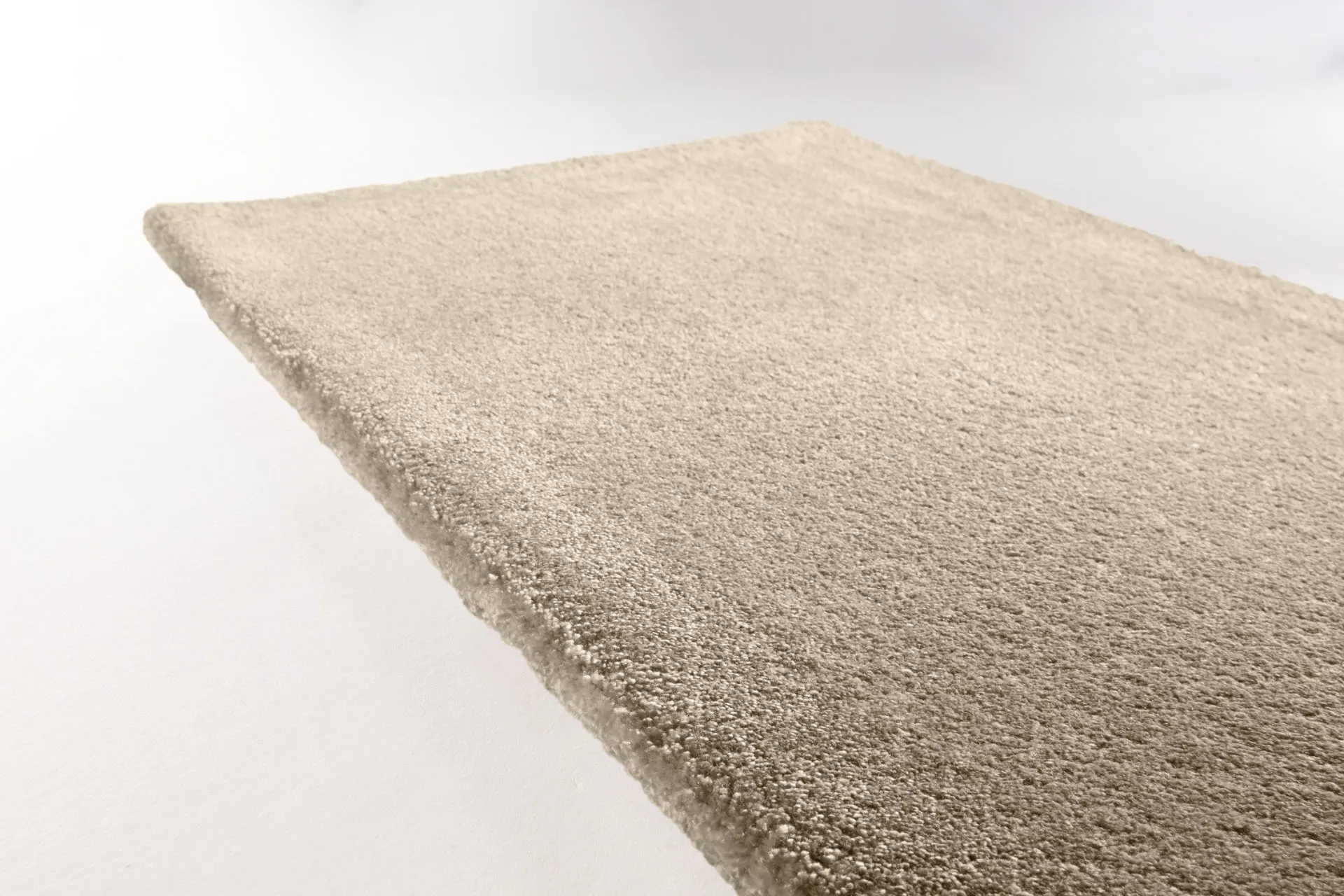 Side view_Astral_Bone White