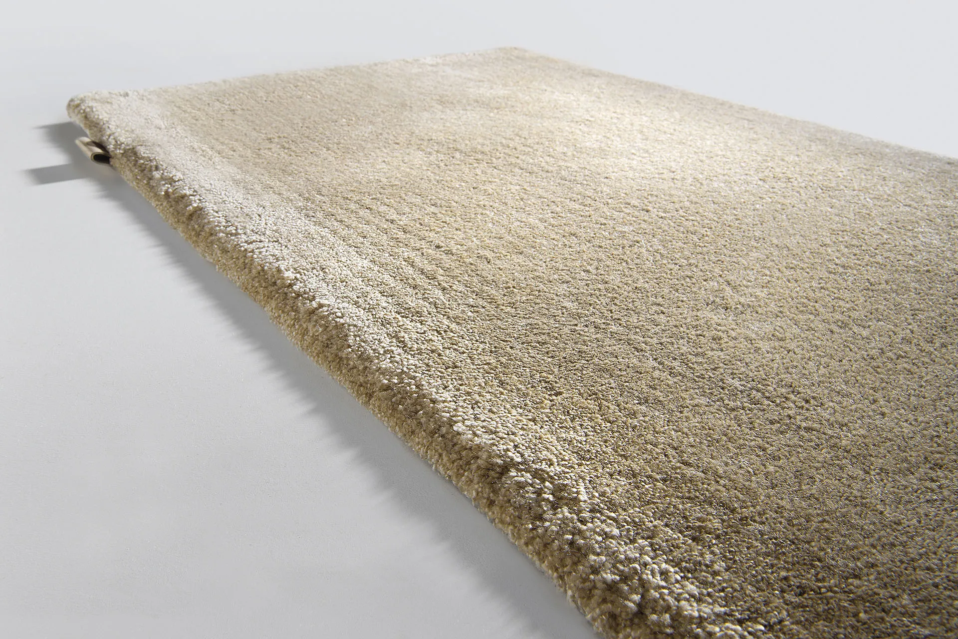 SideView_Astral_Cumin