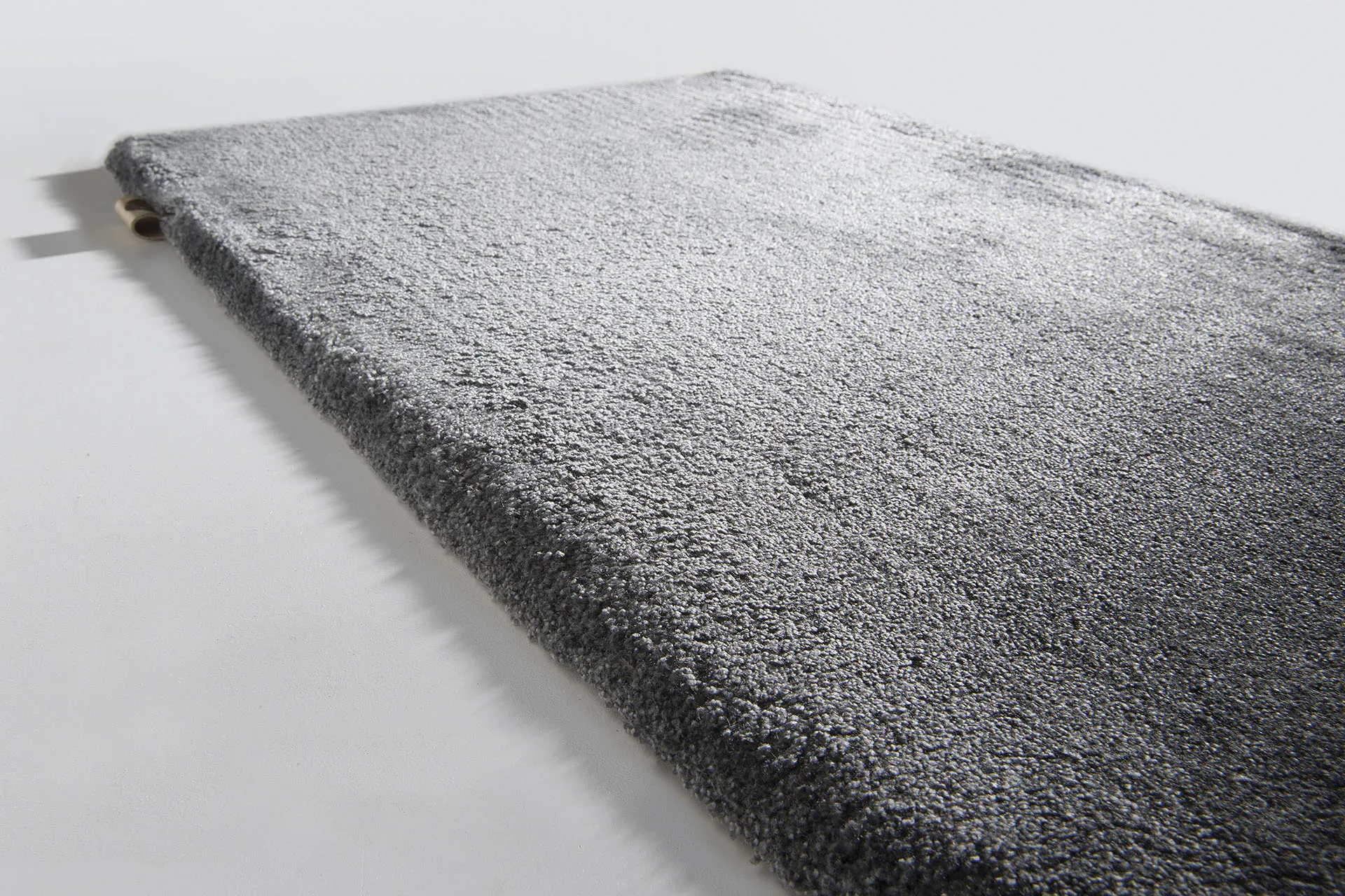 SideView_Astral_Montacilla