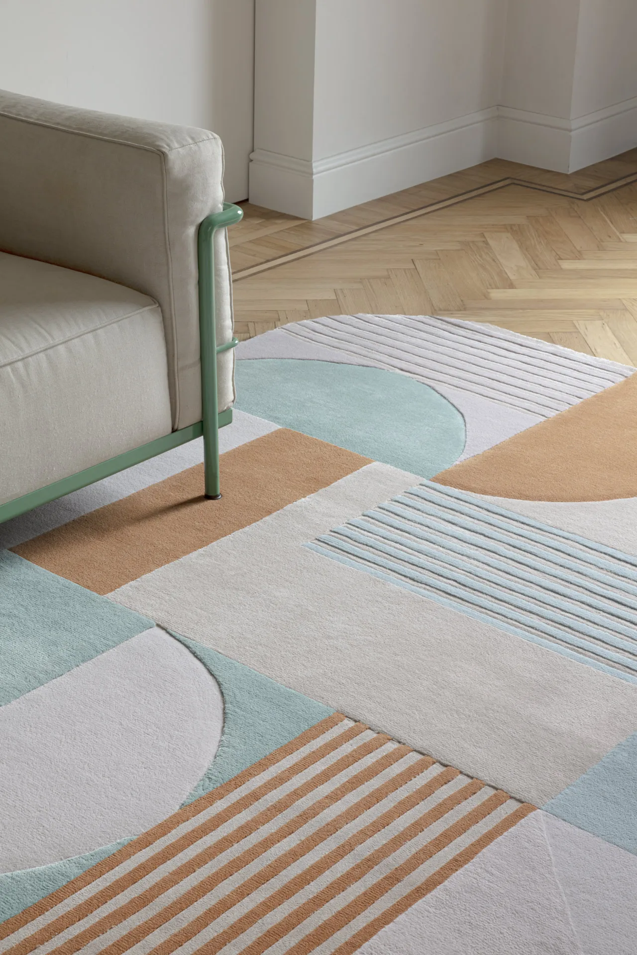 Retro_Chic_RCT15806_Pastel_Stadium_CU