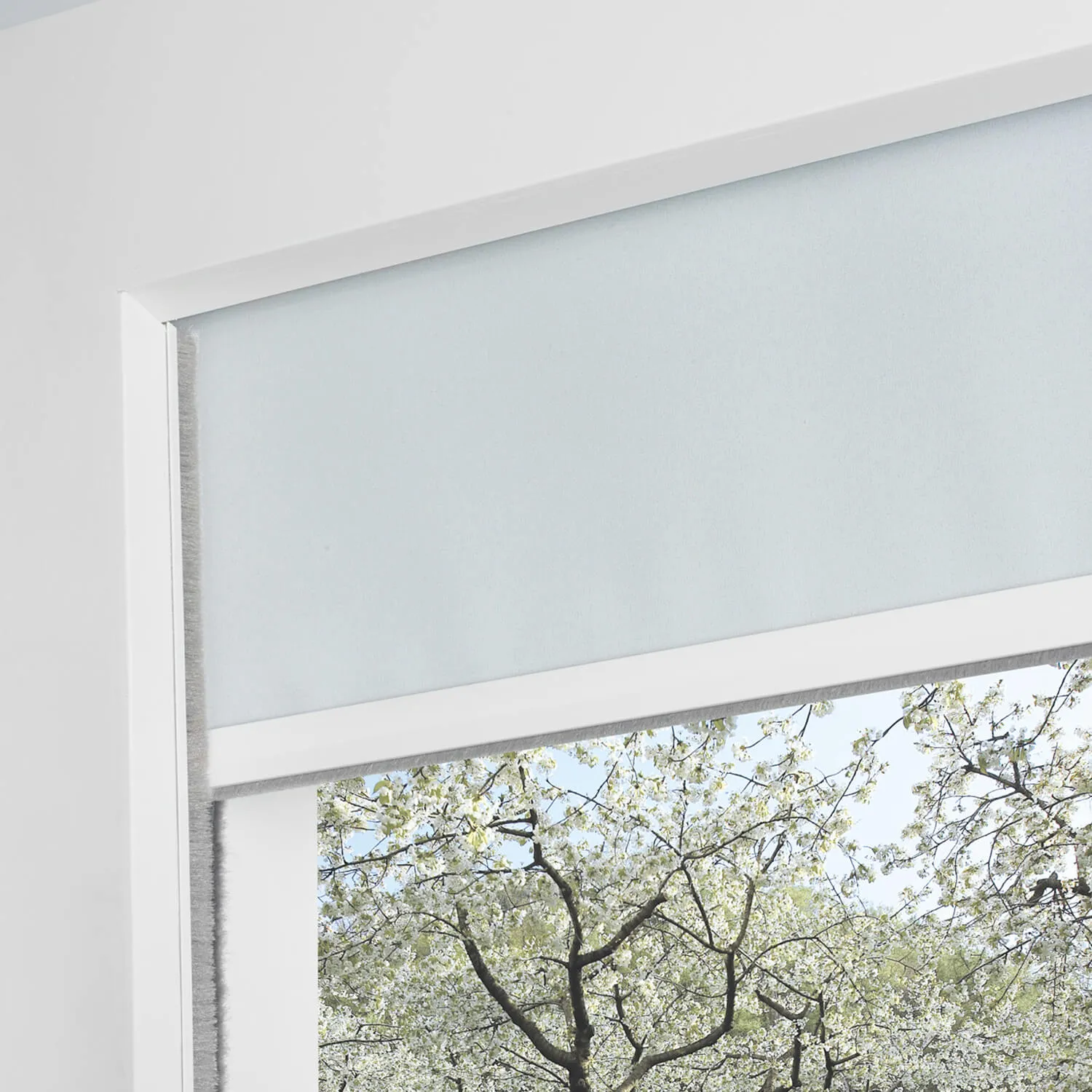 Рулонные шторы Pan with guides