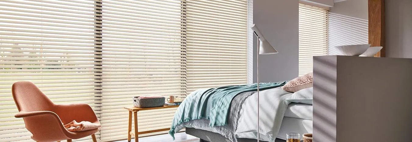 Жалюзи вертикальные wood-blinds-insp-01.2