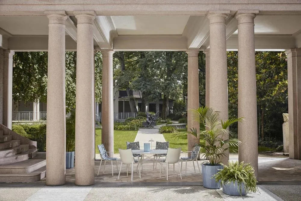 Стул H.H.H. by Philippe Starck #5