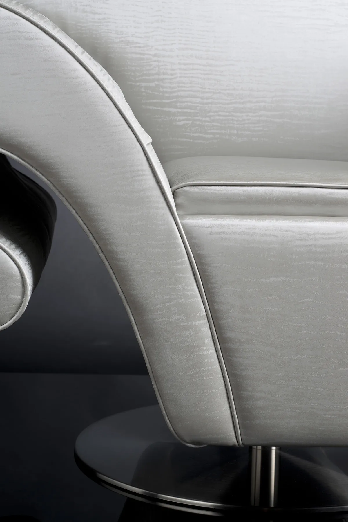 Кресло POLTRONA GIREVOLE SILHOUETTE #3