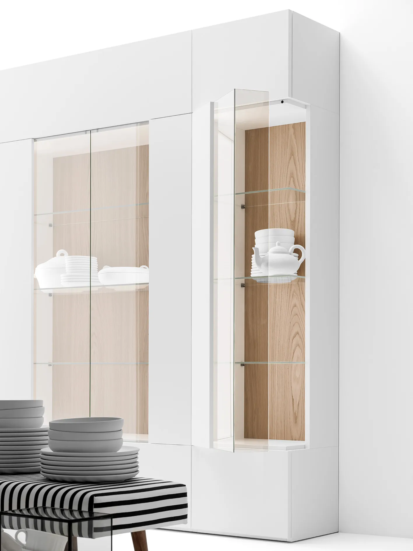 Шкаф Armadio con vetrina