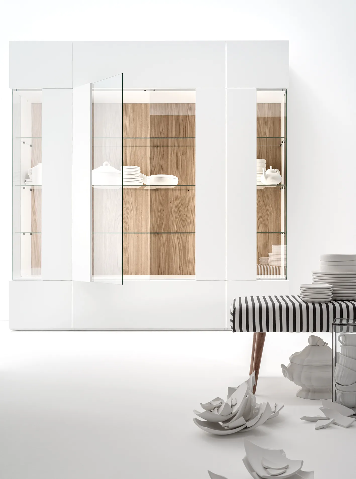 Шкаф Armadio con vetrina #2