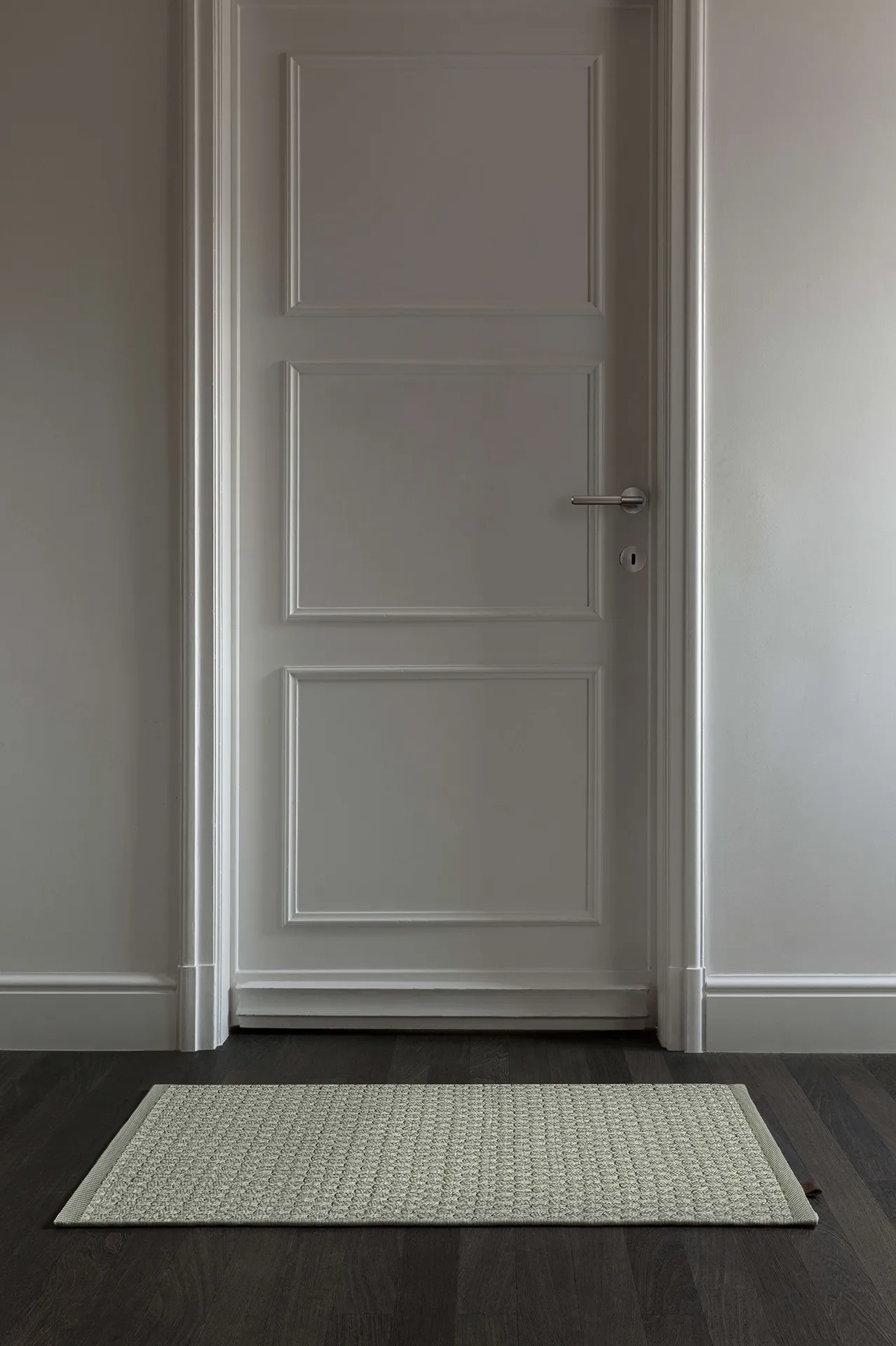 PBN073_Mint_Corner_SV #3