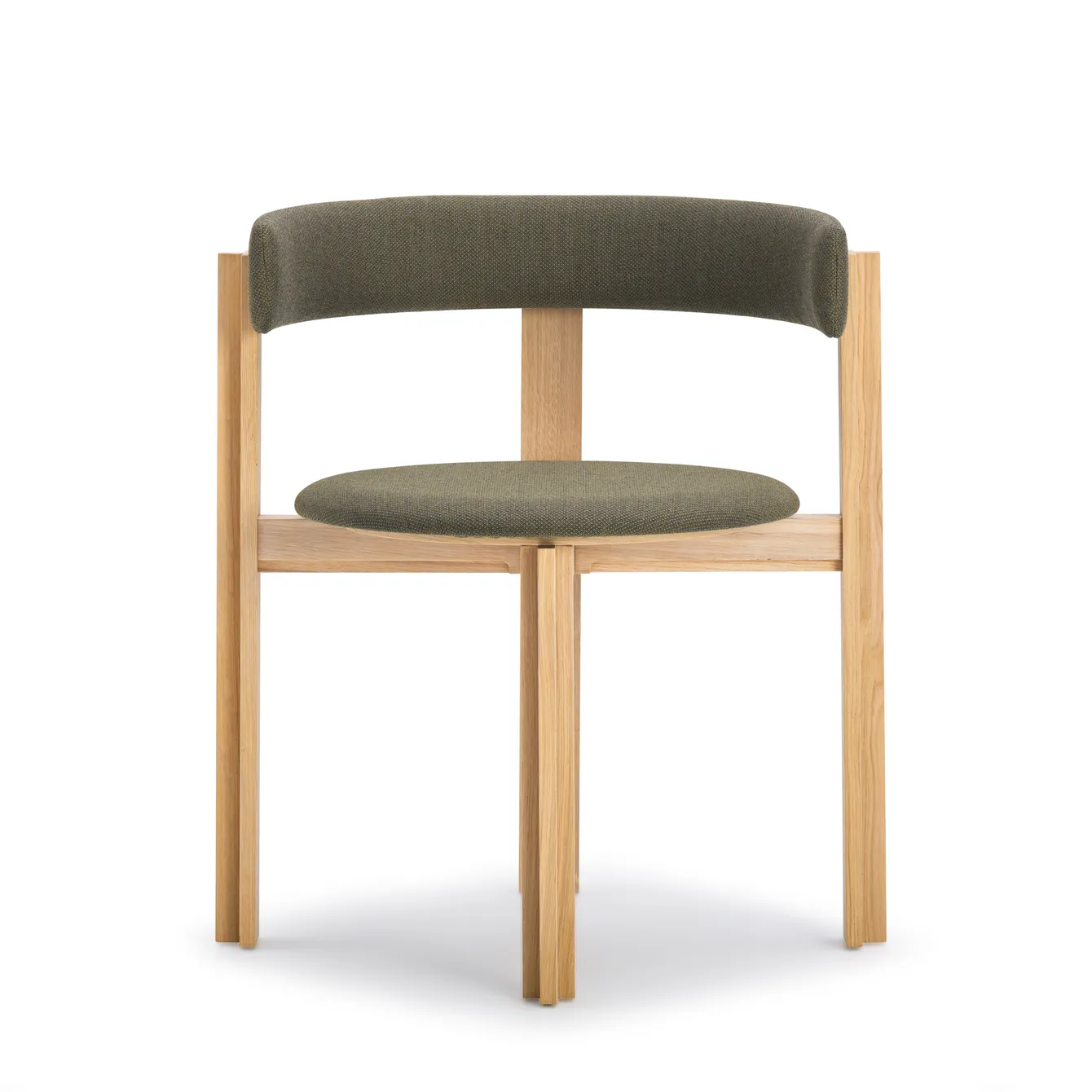 Кресло Principal_chair_Packshot_Front_Close_Fjord_Oak_961