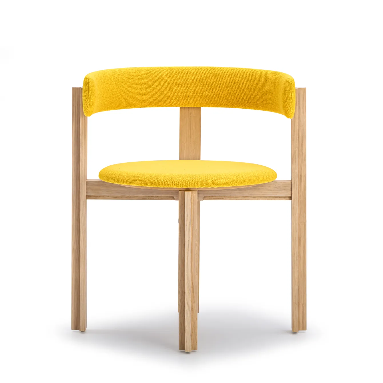 Кресло Principal_chair_Packshot_Front_Close_Vidar_Oak_0443