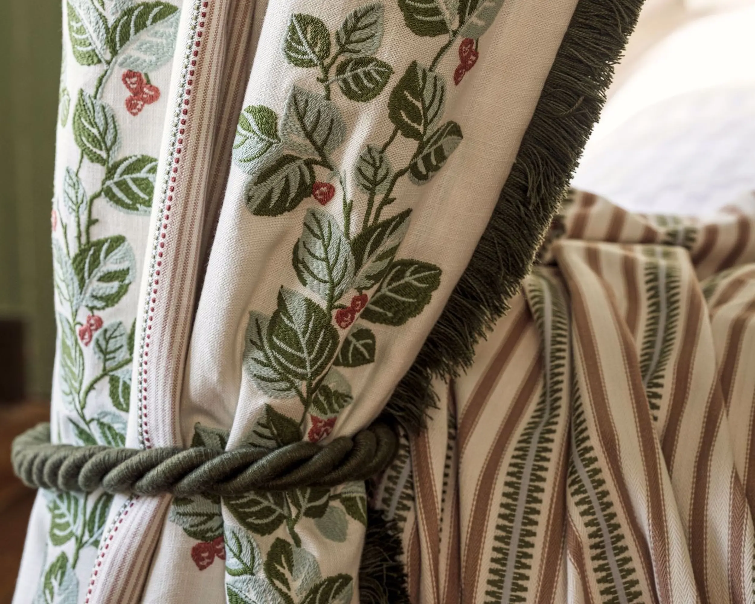 Ткань Sanderson National Trust Volume II 237785 #3